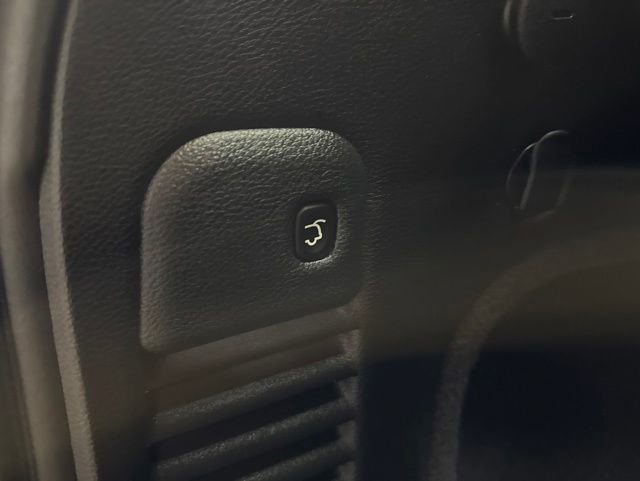 Used 2019 Jeep Grand Cherokee Altitude AWD/4WD image 31
