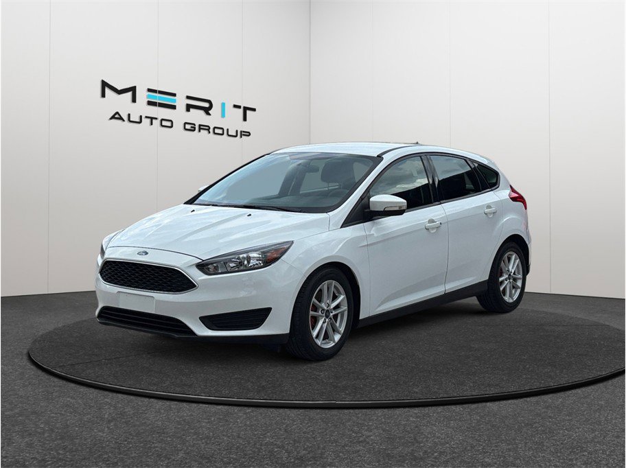 Used 2017 Ford Focus SE FWD image 4