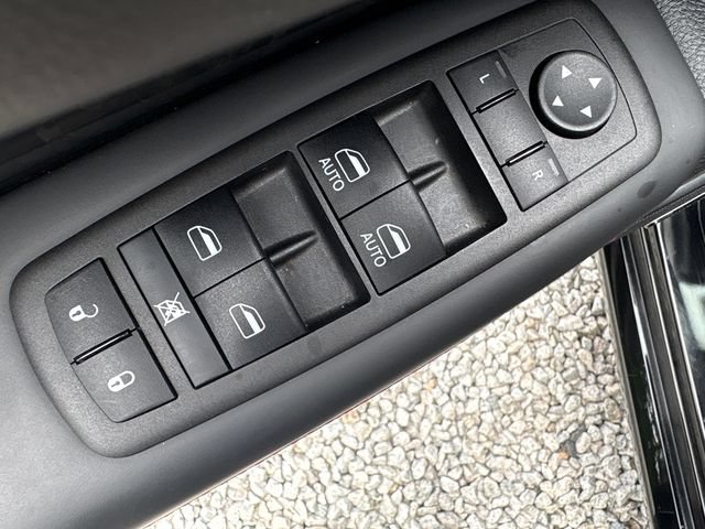 Used 2025 Dodge Durango R/T AWD/4WD image 23