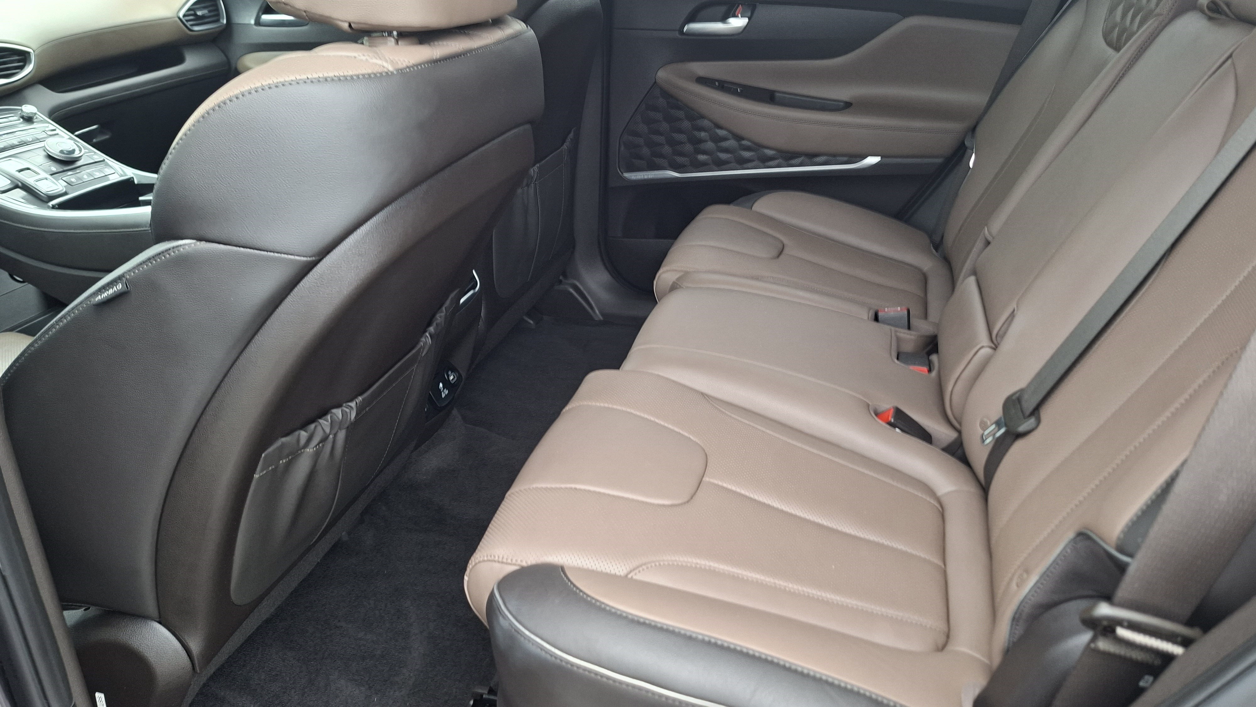 Used 2021 Hyundai Santa Fe Limited AWD/4WD image 20