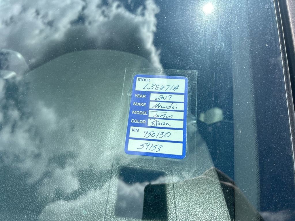 Used 2019 Hyundai Tucson SE w/ Cargo Package FWD image 11