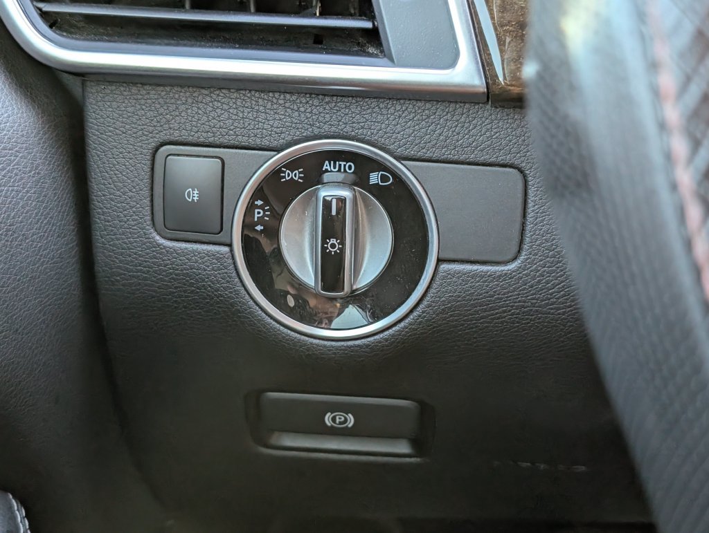 Used 2015 Mercedes-Benz ML 350 4MATIC image 19