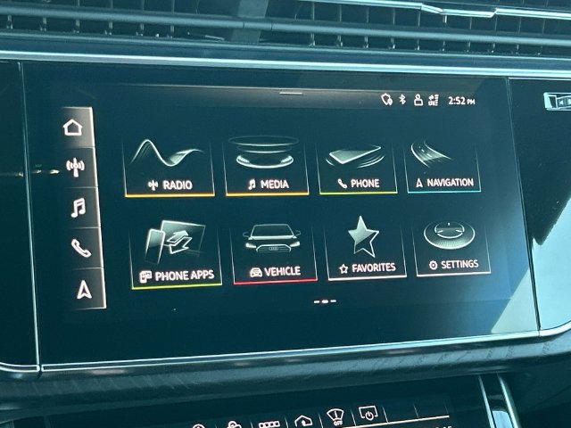 Used 2021 Audi Q8 Prestige AWD/4WD image 37
