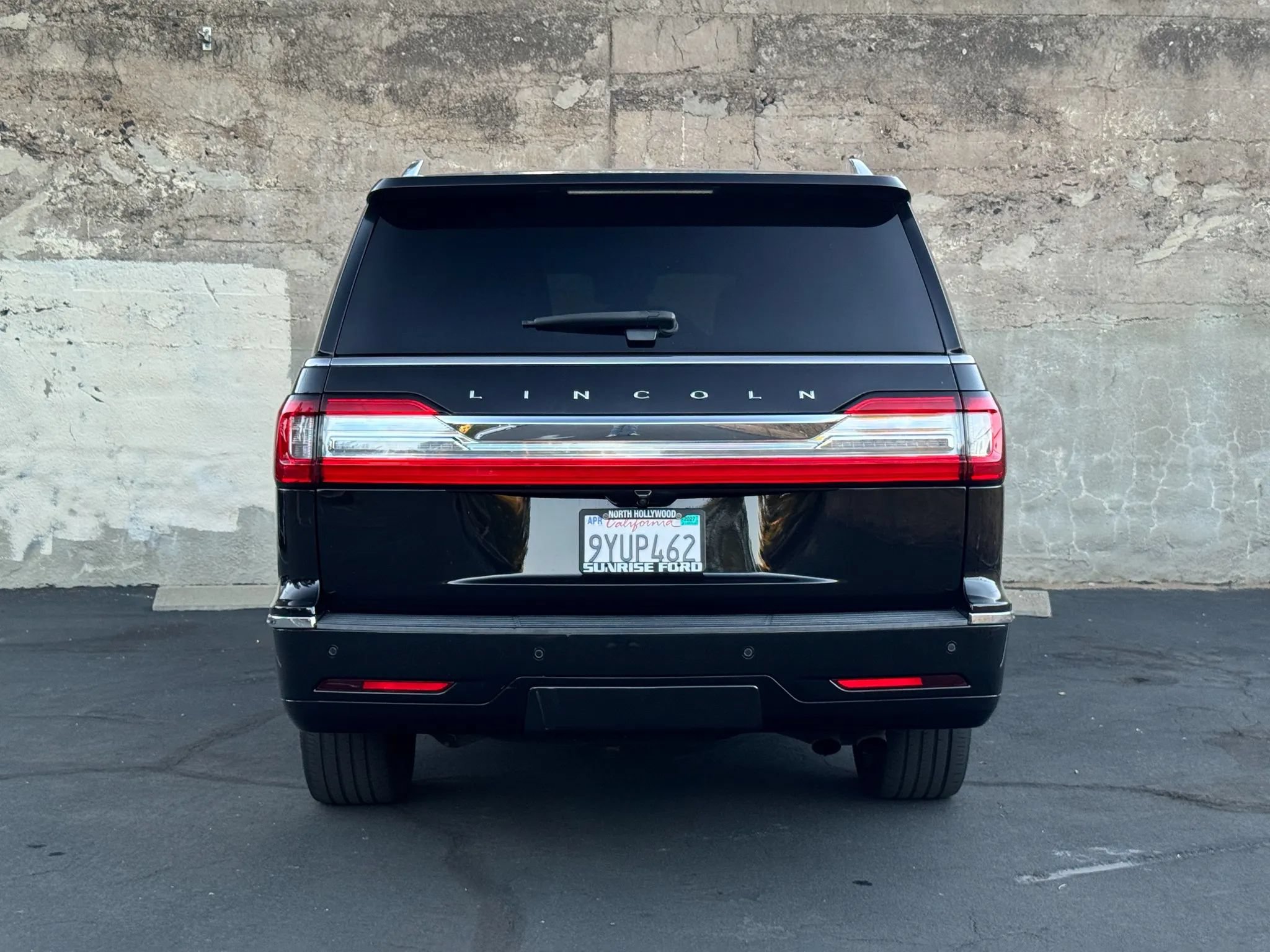 Used 2019 Lincoln Navigator L Reserve AWD/4WD image 5