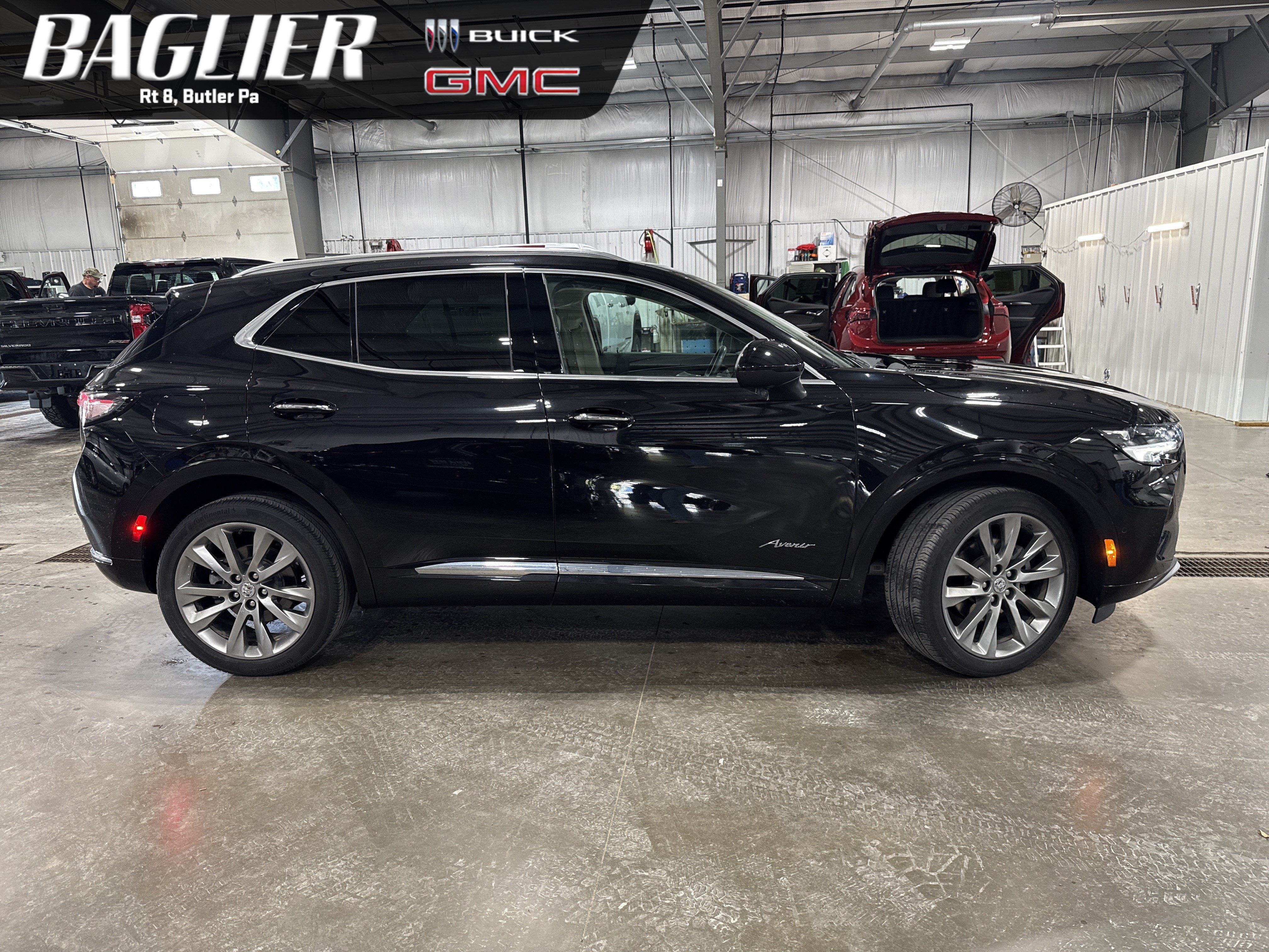 Used 2022 Buick Envision Avenir w/ Technology Package II AWD/4WD image 1