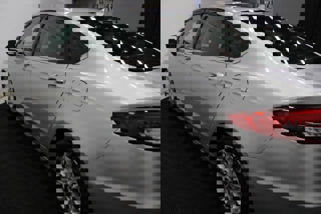 Used 2019 Ford Fusion SE image 8