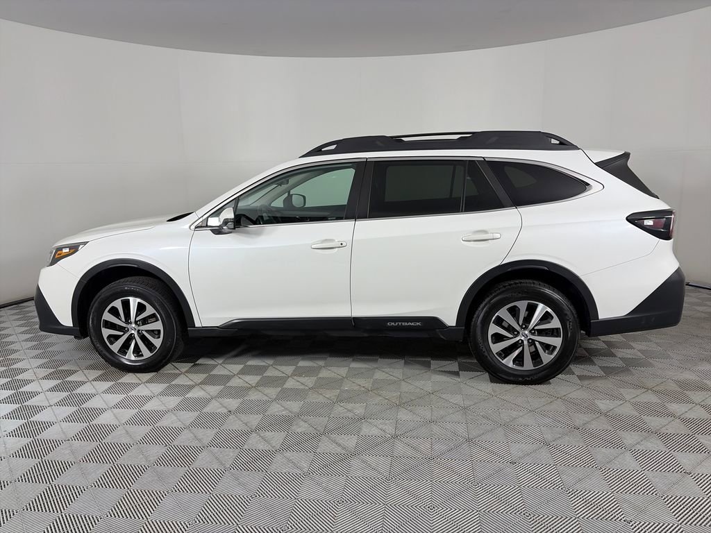 Used 2022 Subaru Outback Premium AWD/4WD image 4