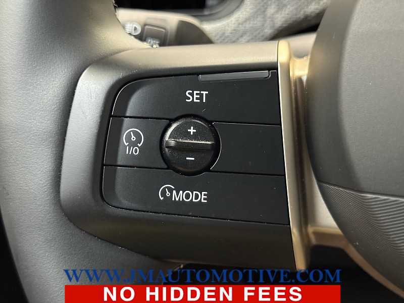 Used 2025 MINI Cooper 2-Door Hardtop FWD image 32