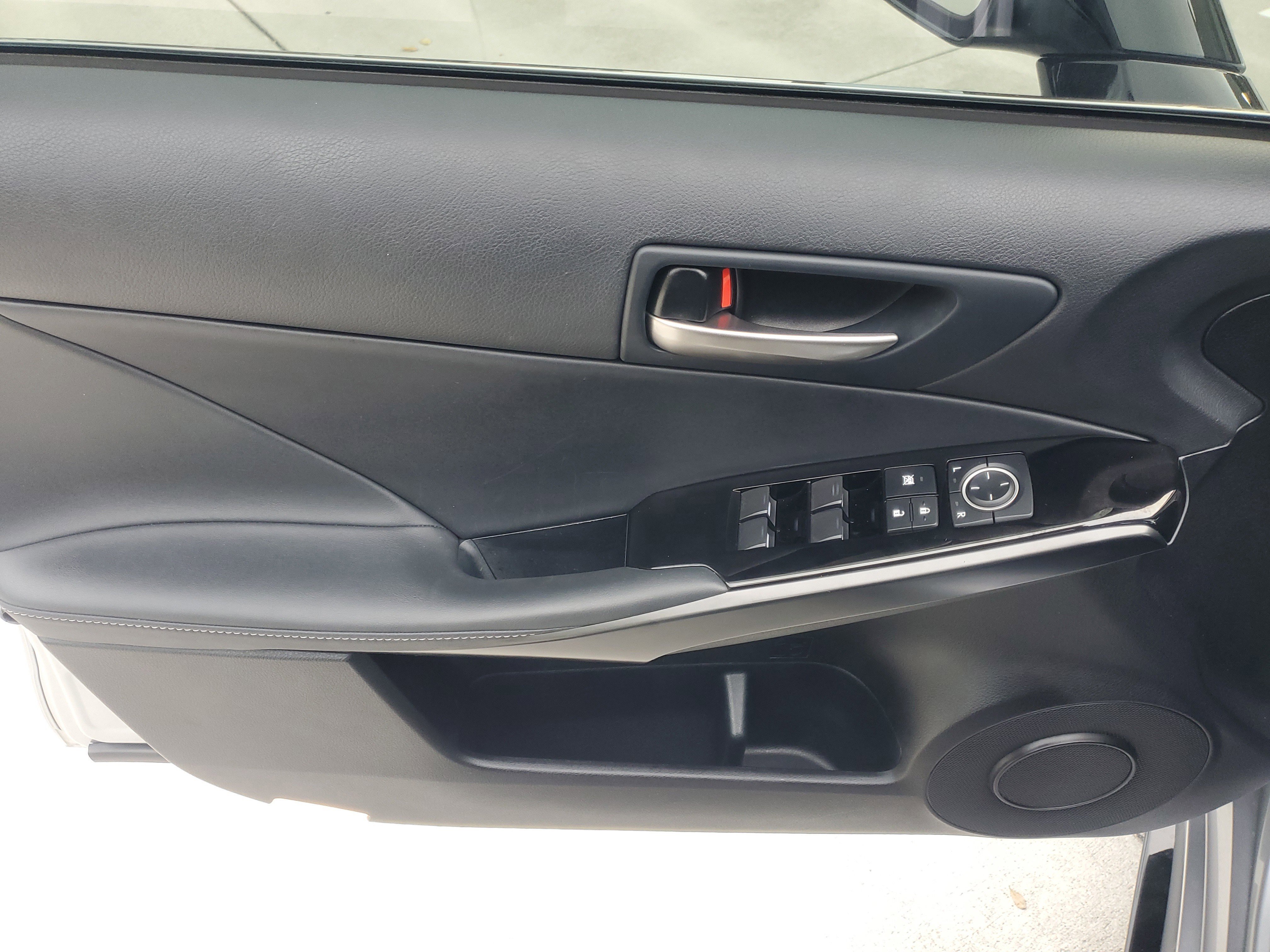 Used 2024 Lexus IS 350 F Sport image 23