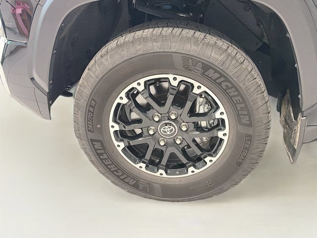 Used 2025 Toyota Tundra SR5 w/ TRD Off-Road Package AWD/4WD image 24