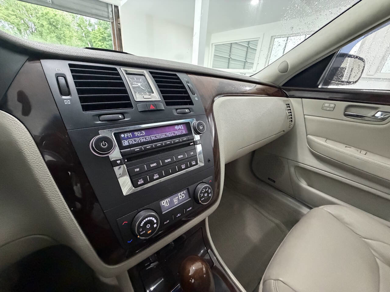Used 2006 Cadillac DTS FWD image 32