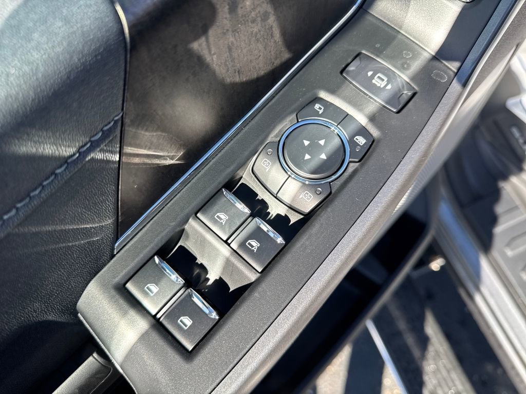 New 2026 Ford F350 Lariat w/ FX4 Off-Road Package image 11