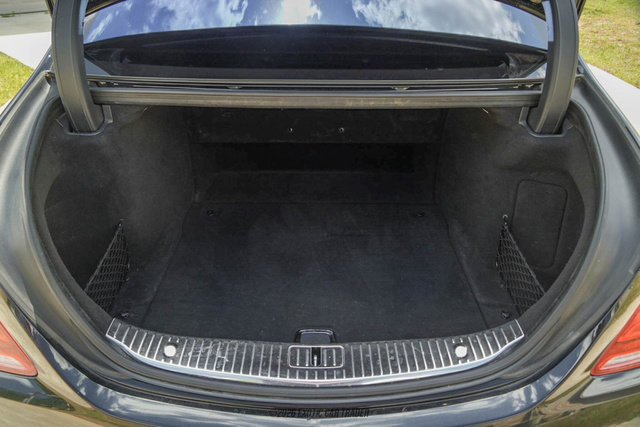 Used 2017 Mercedes-Benz S 550 4MATIC Sedan image 55