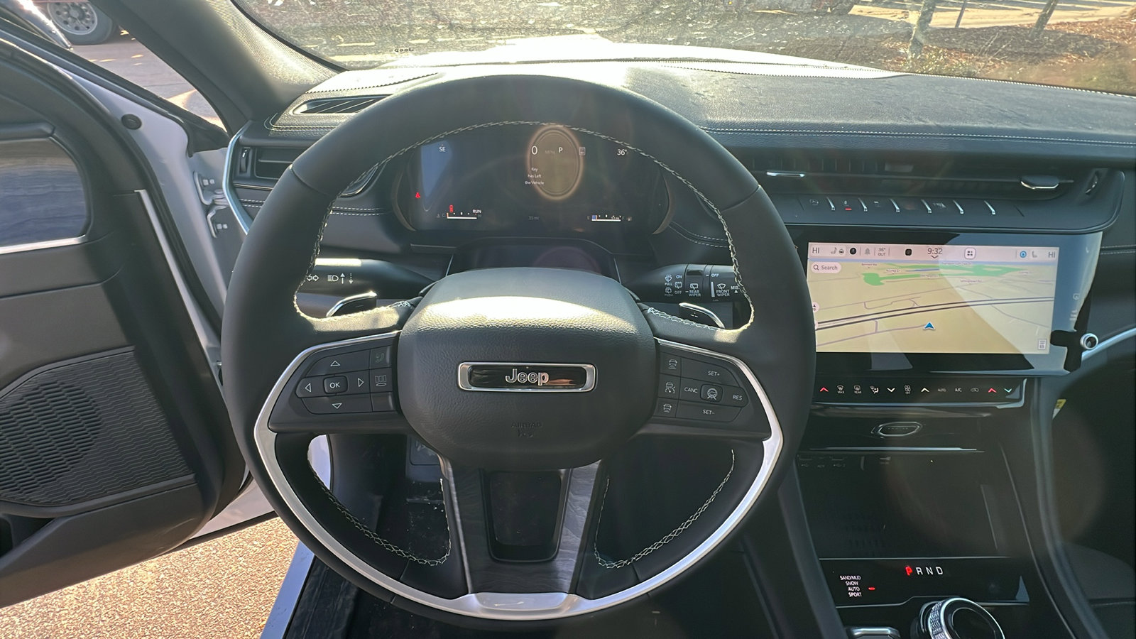 New 2026 Jeep Grand Cherokee Altitude image 22