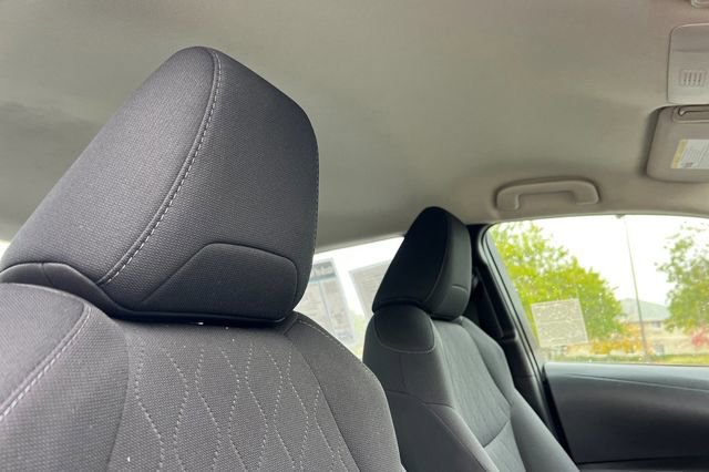 Used 2021 Toyota Corolla LE image 17