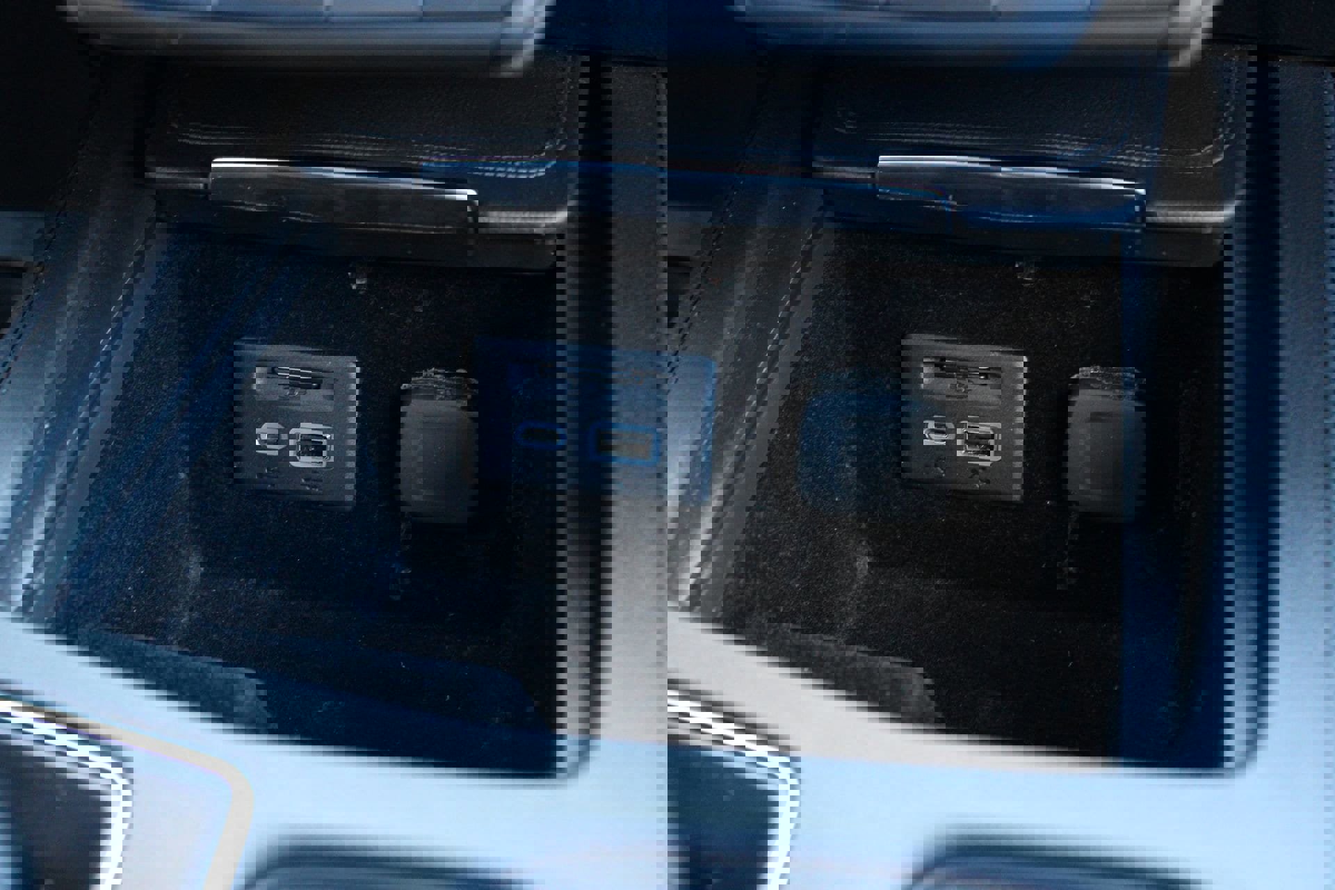 Used 2023 Cadillac XT4 Sport w/ Sun And Sound Package AWD/4WD image 38