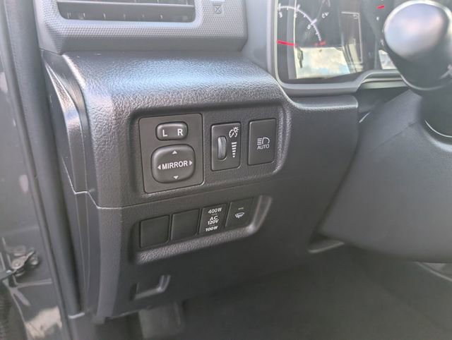 Used 2024 Toyota 4Runner SR5 Premium w/ Moonroof Package AWD/4WD image 19