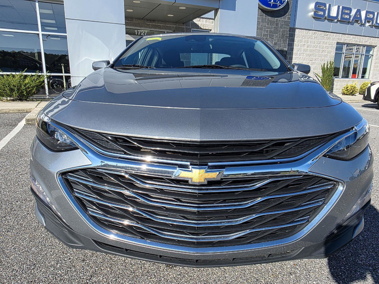 Used 2024 Chevrolet Malibu LT image 2