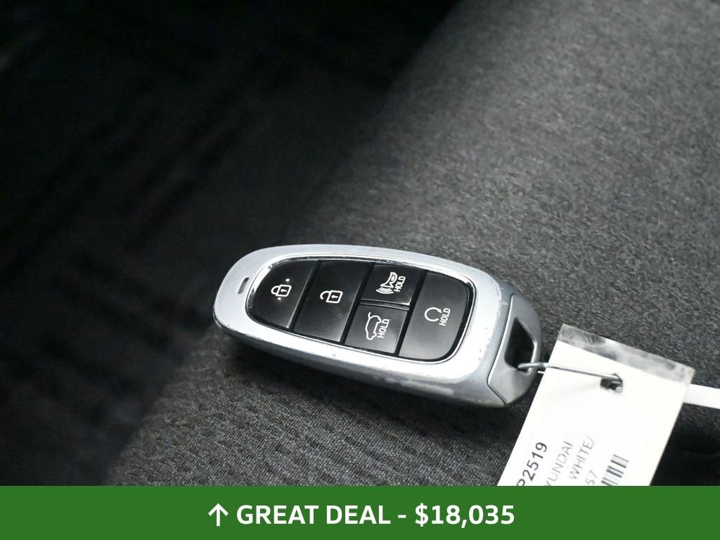 Used 2023 Hyundai Santa Fe SEL image 29