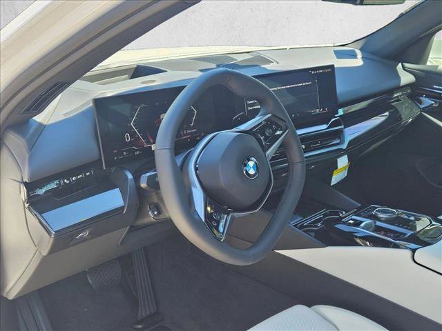 Certified 2026 BMW 530i image 8