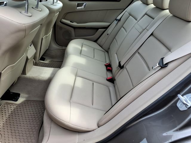 Used 2011 Mercedes-Benz E 350 4MATIC Sedan image 11