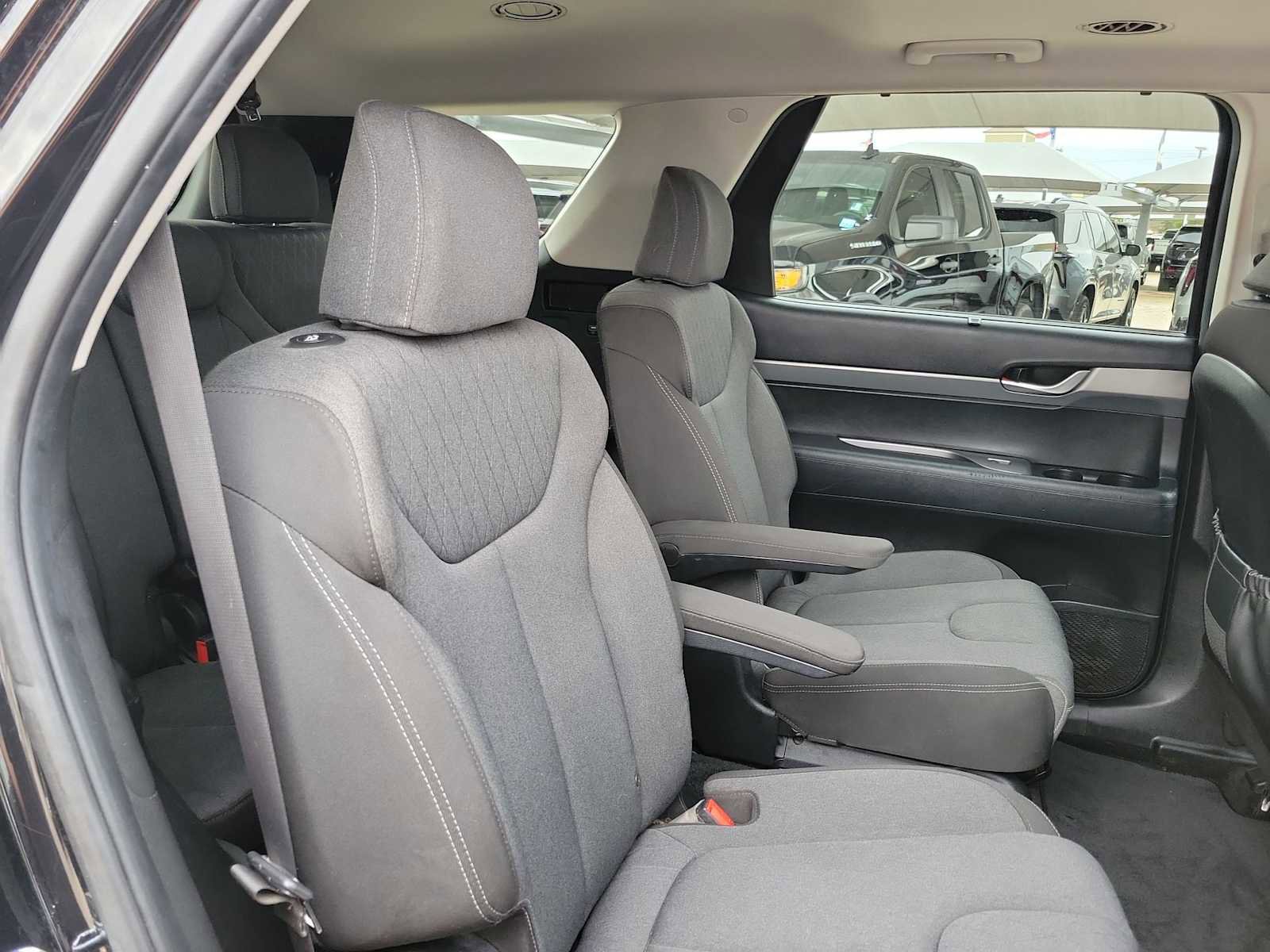 Used 2021 Hyundai Palisade SEL w/ Convenience Package image 13