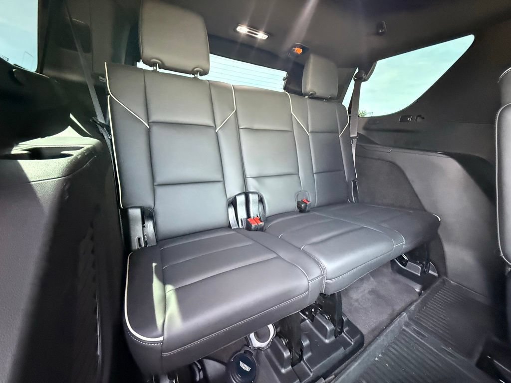 Certified 2024 Cadillac Escalade Sport w/ Touring Package AWD/4WD image 35