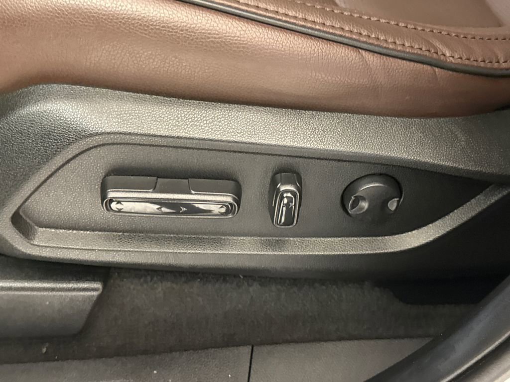 Certified 2025 Honda Pilot Elite image 26