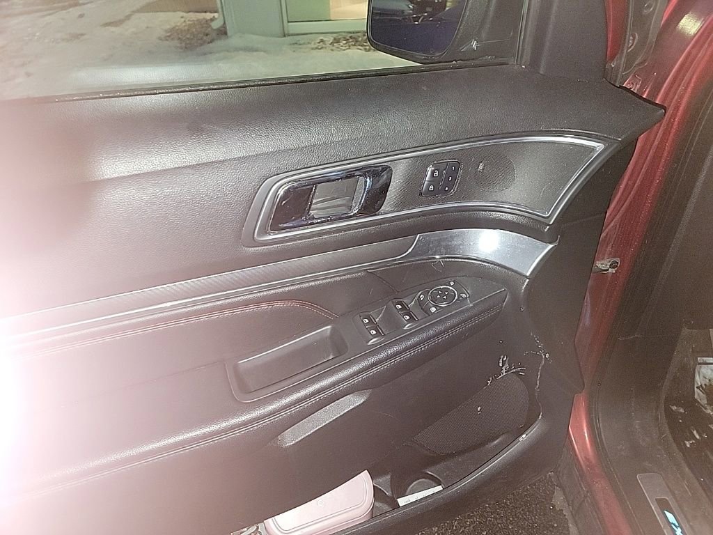 Used 2016 Ford Explorer Sport w/ Equipment Group 401A image 10