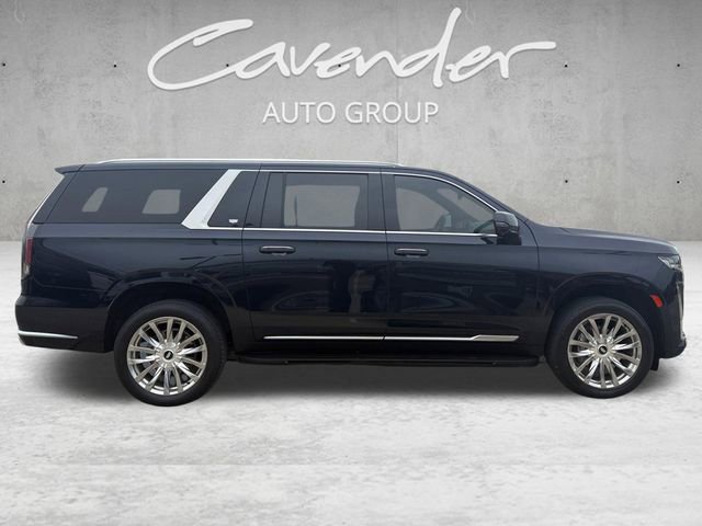 Used 2023 Cadillac Escalade ESV Premium Luxury AWD/4WD image 17