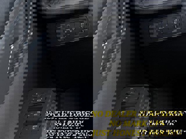 New 2026 Chevrolet Traverse LT FWD image 22