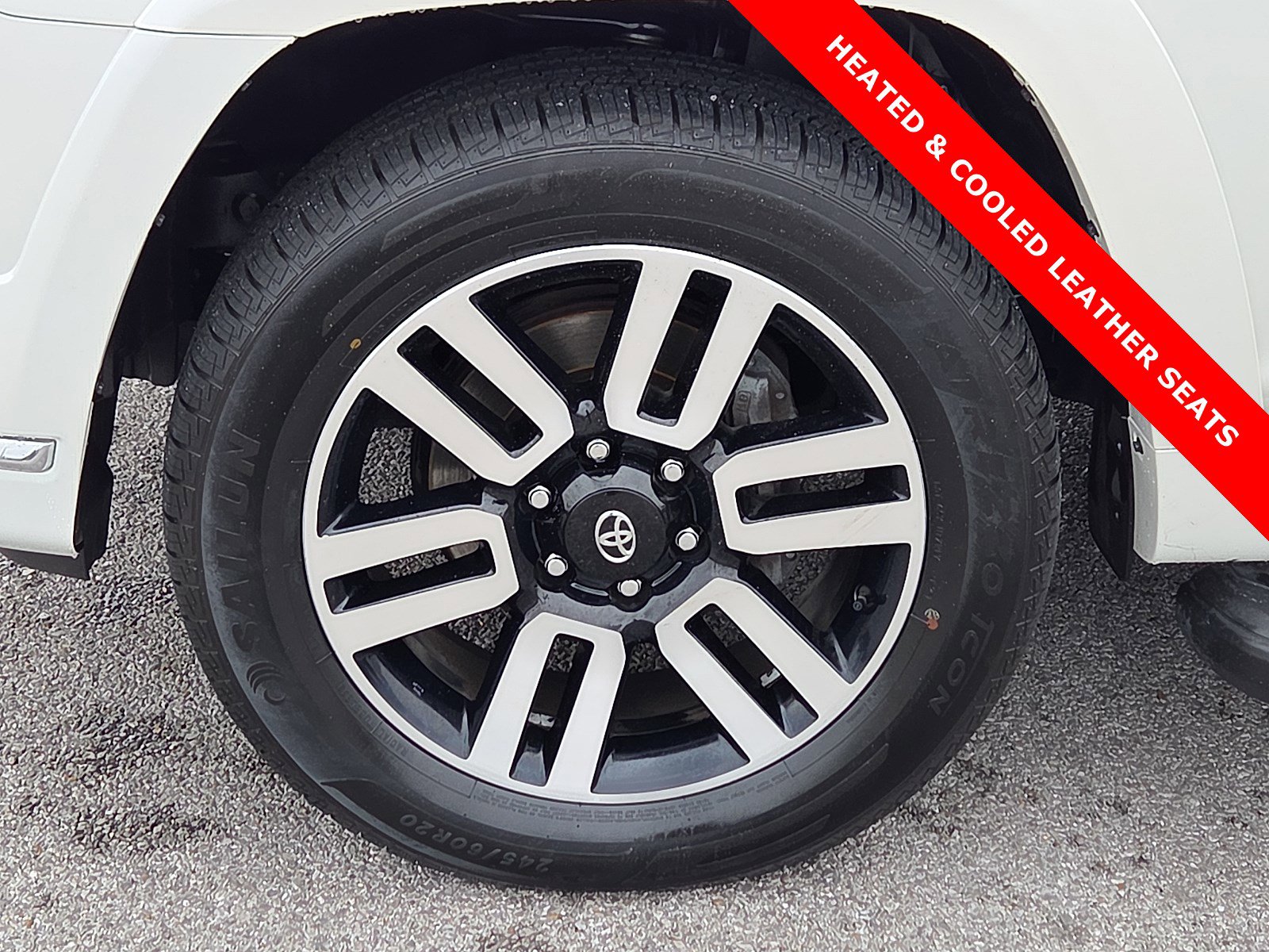 Used 2023 Toyota 4Runner Limited image 7