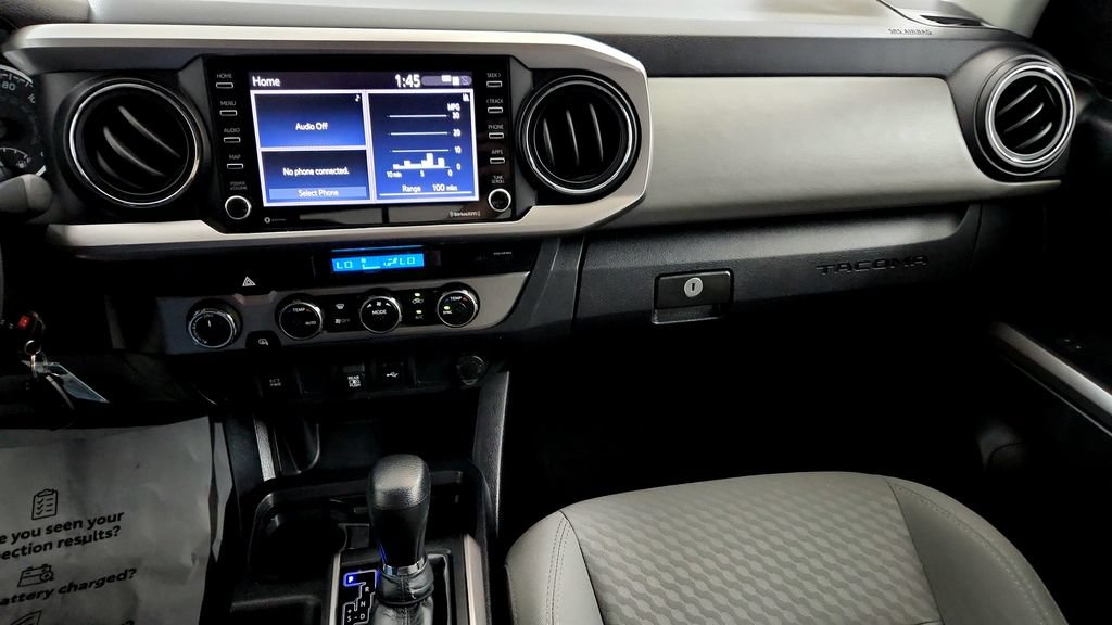 Certified 2022 Toyota Tacoma SR5 AWD/4WD image 29