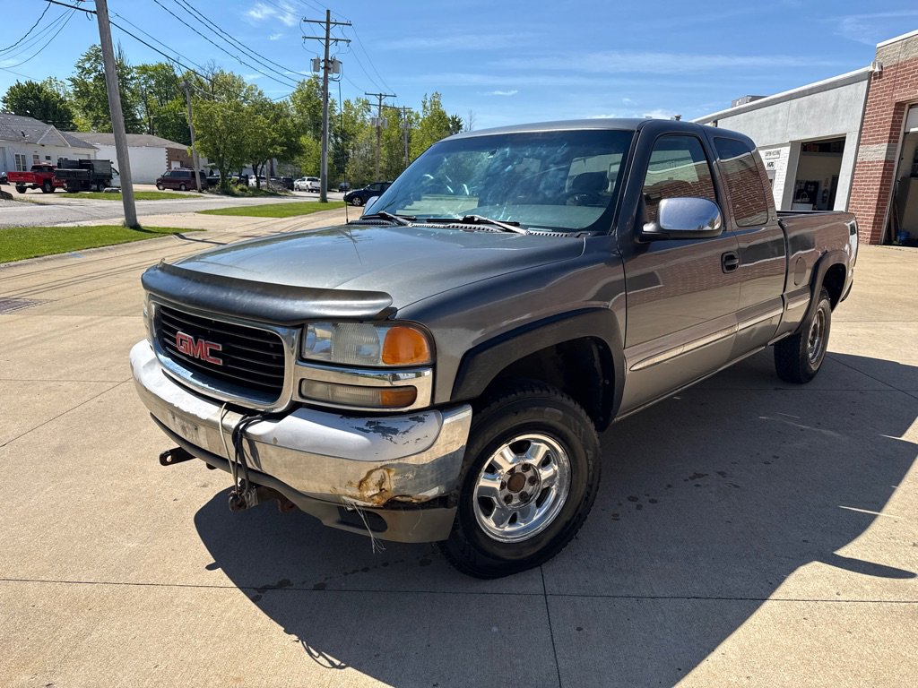 Used 2000 GMC Sierra 1500 4x4 Extended Cab image 1