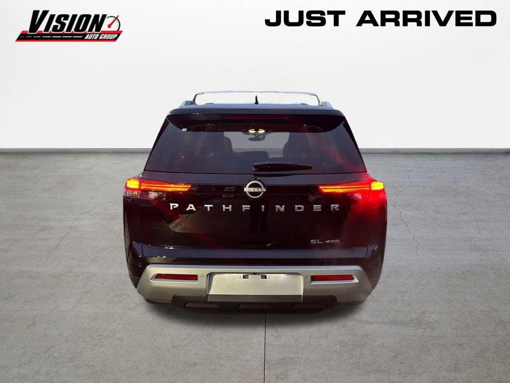 New 2025 Nissan Pathfinder SL image 6