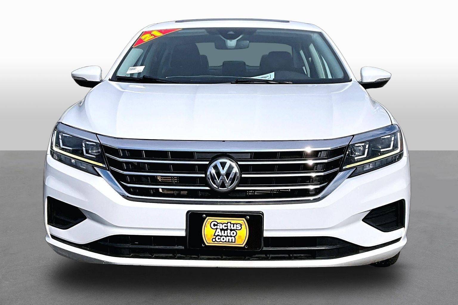 Used 2021 Volkswagen Passat 2.0T SE FWD image 3