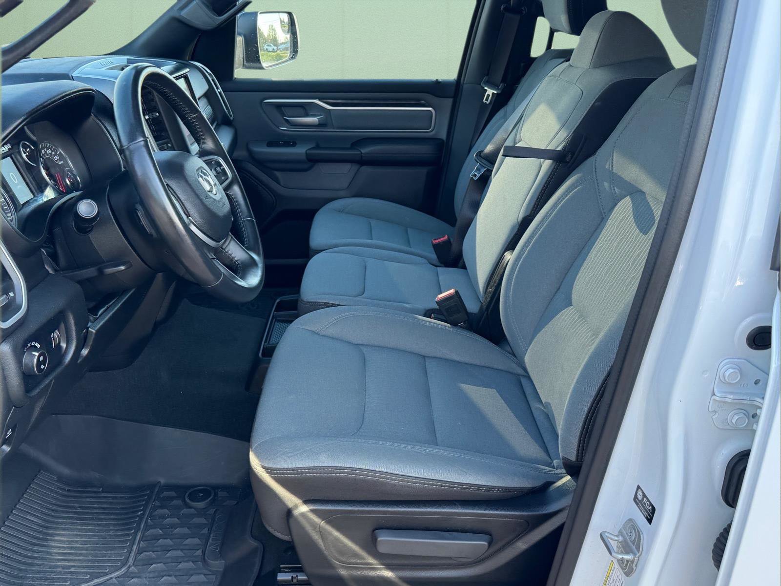 Used 2023 RAM 1500 Big Horn AWD/4WD image 6