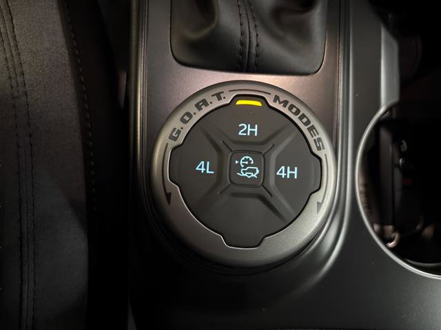 New 2025 Ford Bronco 2-Door AWD/4WD image 25