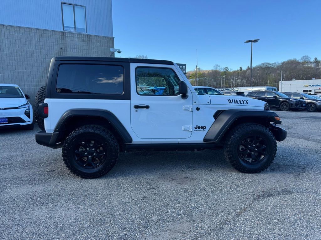 Used 2022 Jeep Wrangler Willys AWD/4WD image 8
