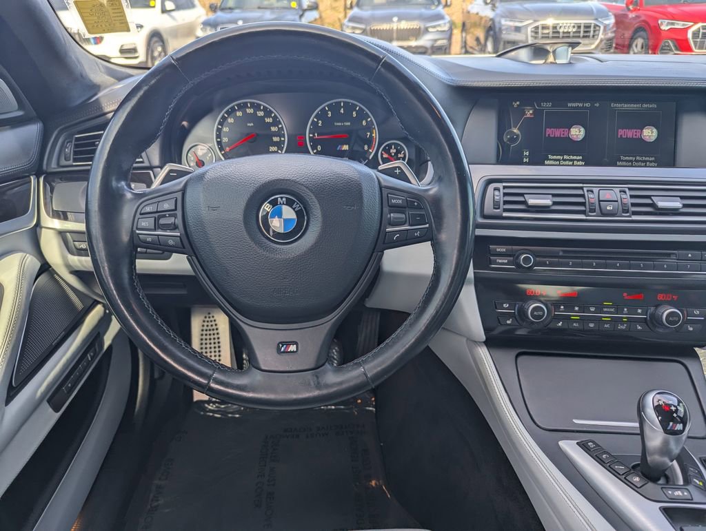 Used 2013 BMW M5 RWD image 15