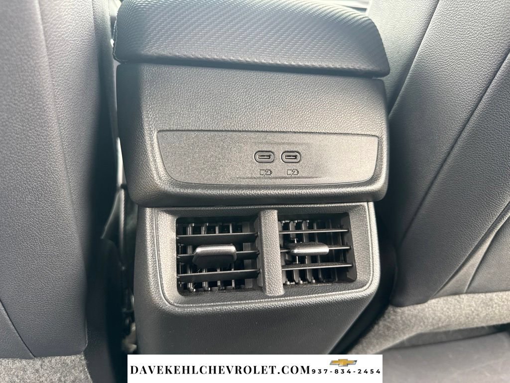 Used 2025 Chevrolet Equinox LT w/ Convenience Package II FWD image 20