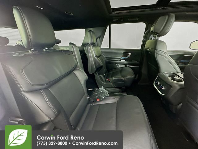 New 2026 Ford Expedition Max Platinum w/ Stealth Performance Package image 32