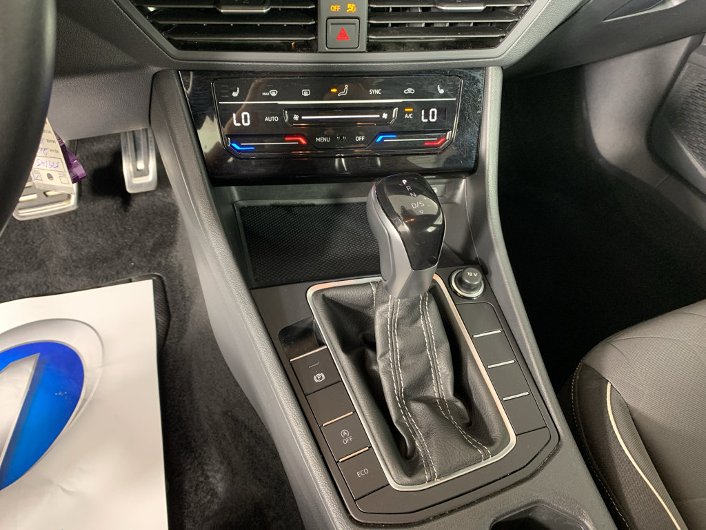 Used 2025 Volkswagen Jetta Sport FWD image 24