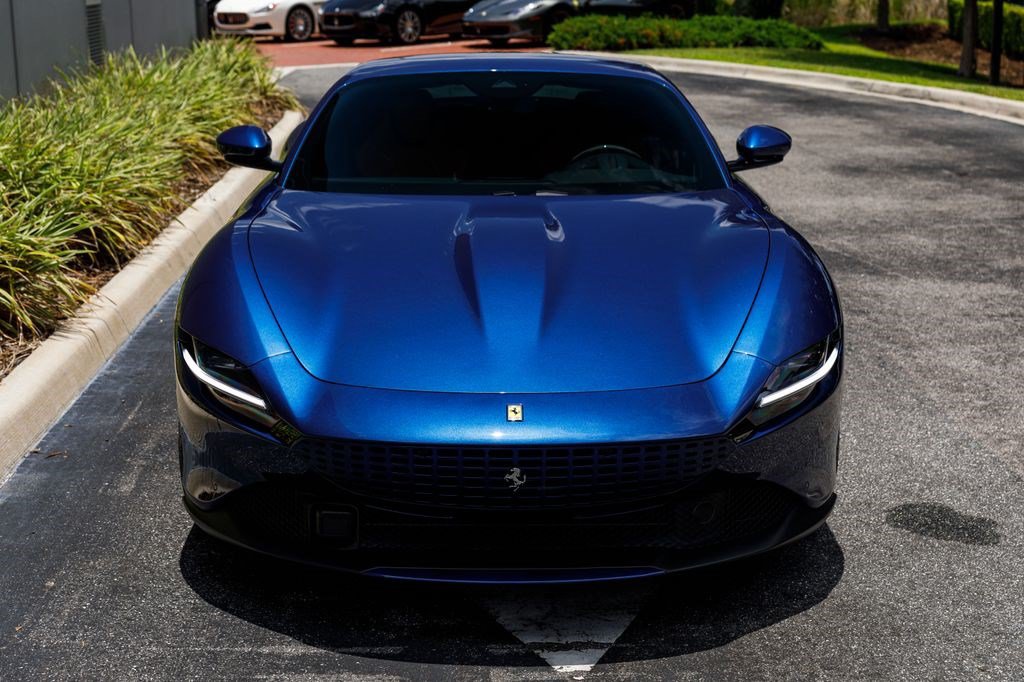 Used 2024 Ferrari Roma RWD image 8