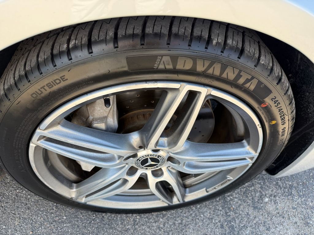 Used 2019 Mercedes-Benz E 450 4MATIC Wagon w/ Premium Package image 5