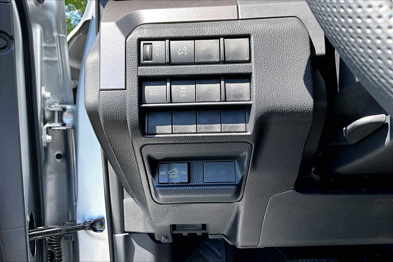 New 2025 Toyota Tacoma SR5 image 18