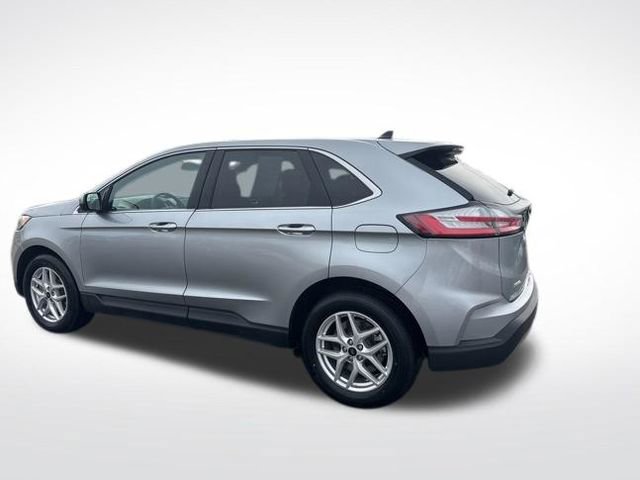Used 2024 Ford Edge SEL image 4