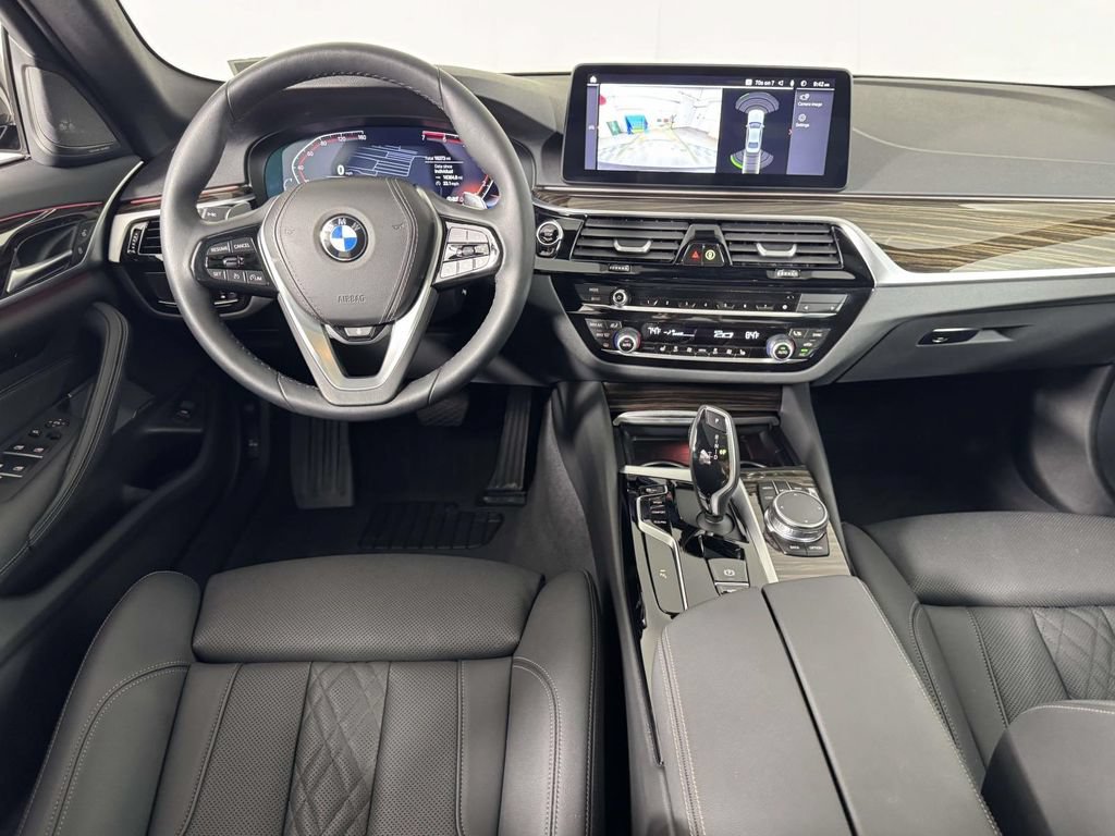 Used 2023 BMW 530i xDrive w/ Premium Package AWD/4WD image 5
