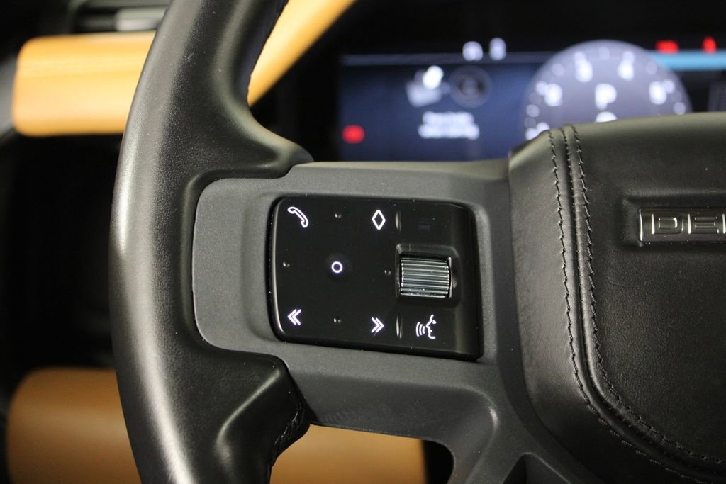 Used 2023 Land Rover Defender 110 X-Dynamic SE AWD/4WD image 25