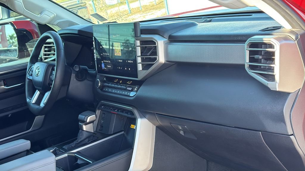 Used 2024 Toyota Tundra Limited image 27